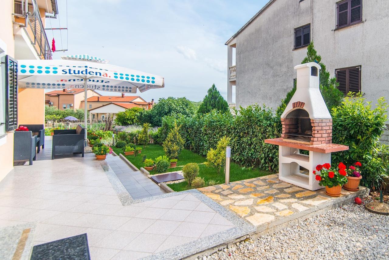 פורץ Apartment Stela מראה חיצוני תמונה